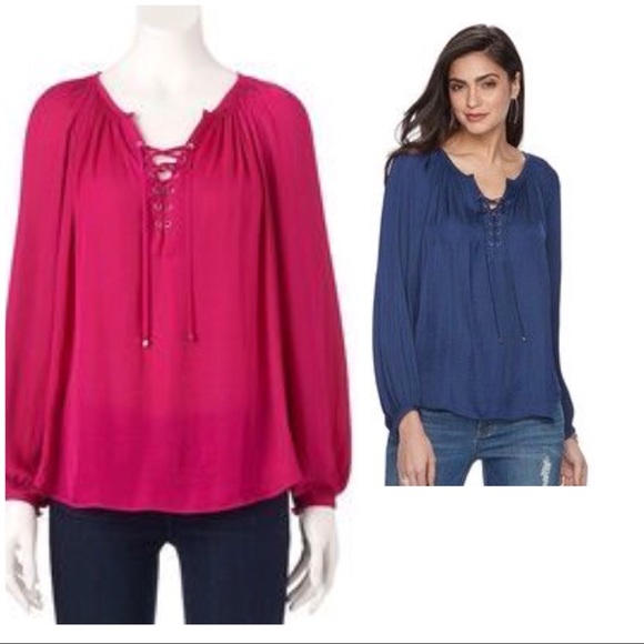 Jennifer Lopez Tops - 🔸NWT Jennifer Lopez Lace up Romantic Blouse peasant Sz M